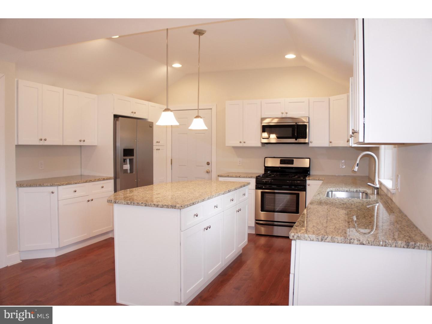 2080 Dutton Mill Road Newtown Square, PA 19073 - Photo 7 of 25 Kitchen