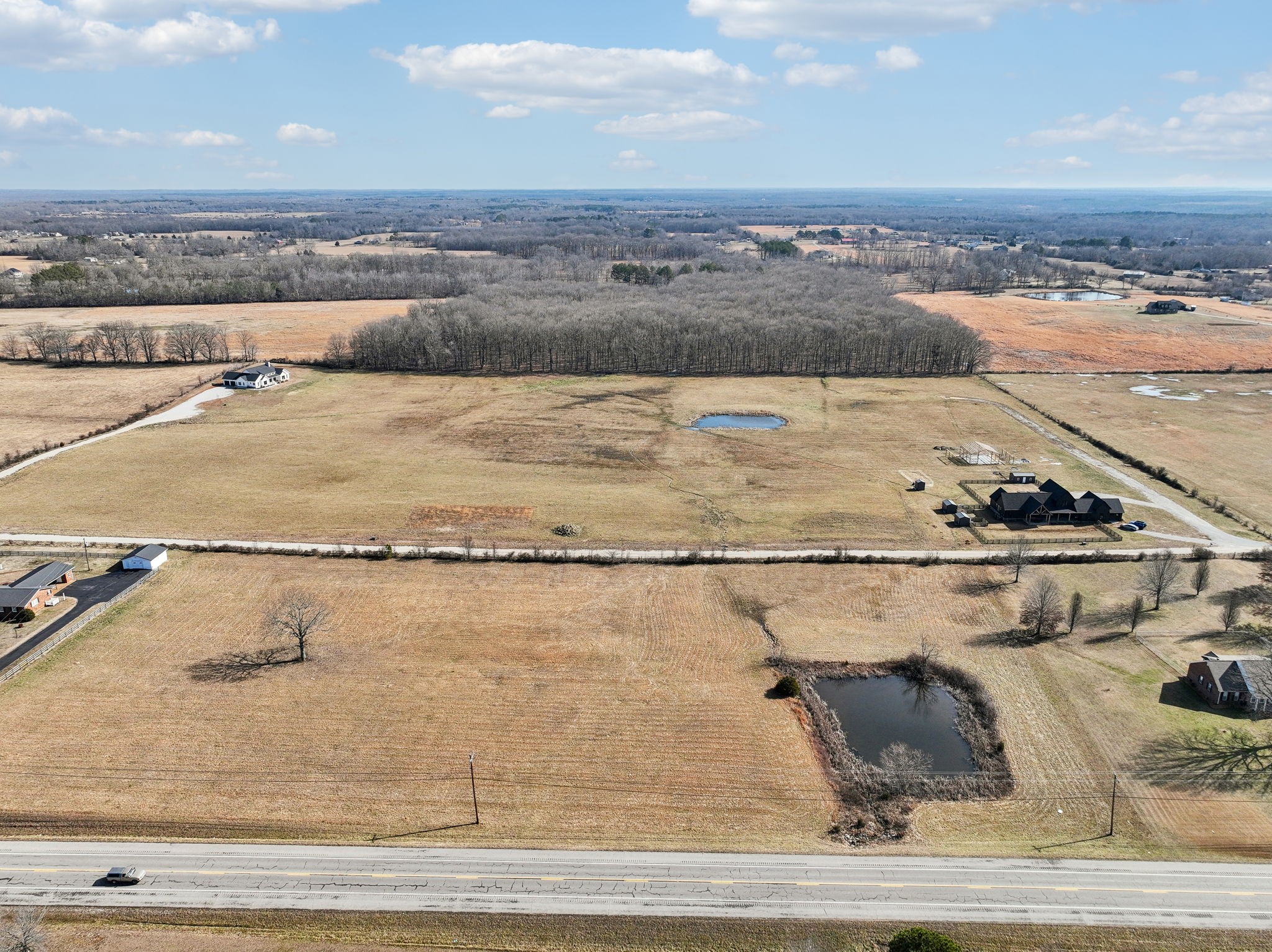 907 Buffalo Road Hohenwald, TN 38462 - Photo 3 of 12 Gallery Image 3