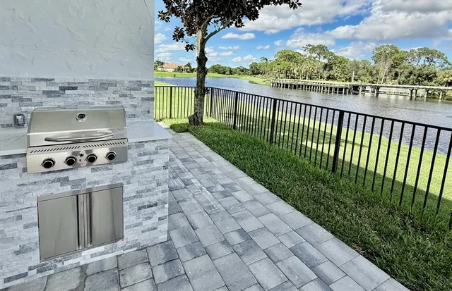 $1,650,000 | 128 Southeast Rio Angelica, Port St. Lucie, FL 34984
