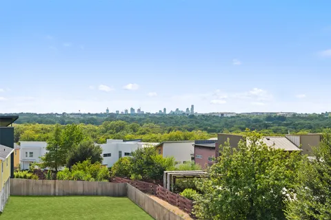 $709,900 | 5500 Sendero Hills Parkway, Austin, TX 78724