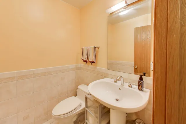 $359,000 | 456 West Happfield Drive, Unit 9CL, Arlington Heights, IL 60004