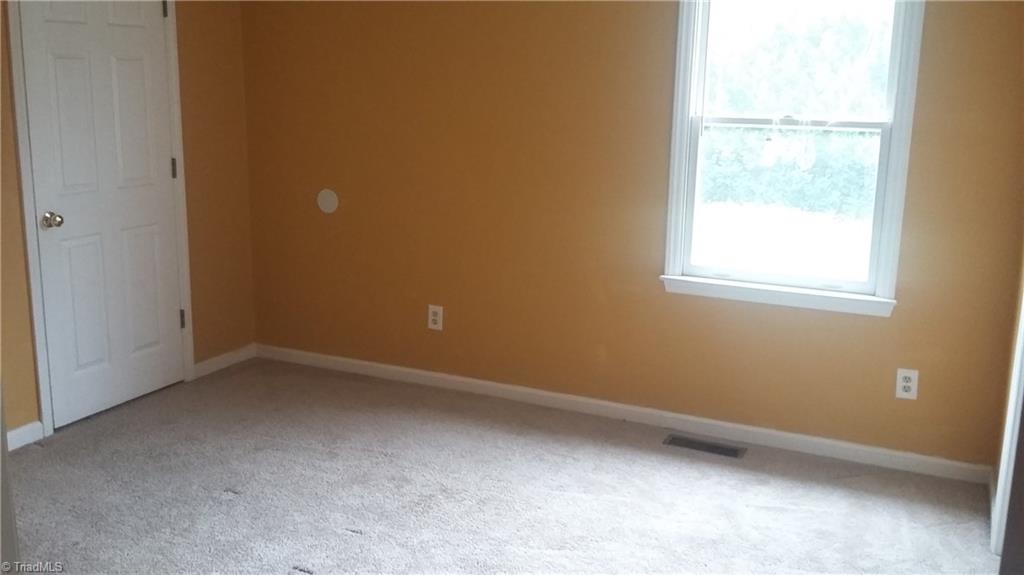 800 Fox Run Road Lexington, NC 27292 - Photo 8 of 12 Gallery Image 8