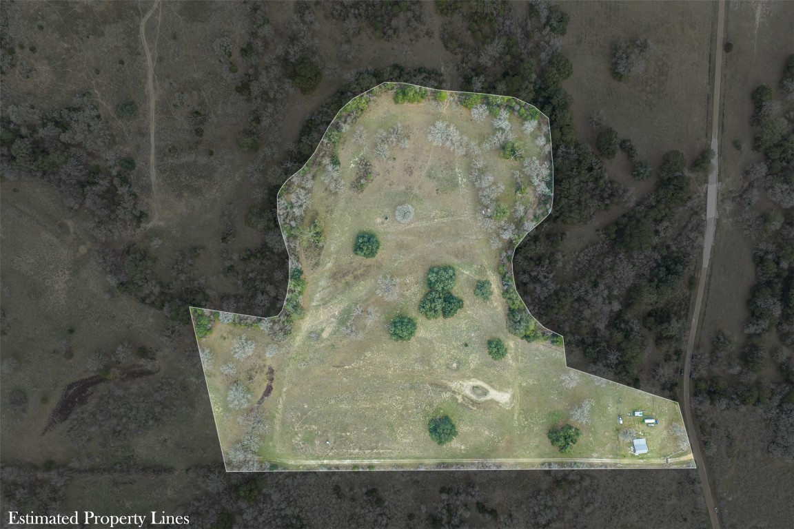 1820 South Old Smithville Road Flatonia, TX 78941 - Photo 5 of 33 a view of fountain