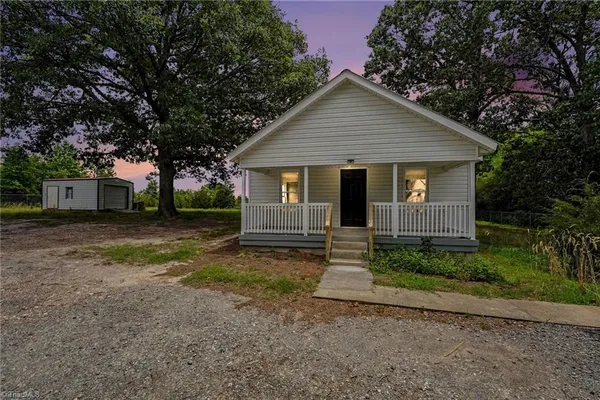 $224,900 | 2908 Little Brook Road, Seagrove, NC 27341