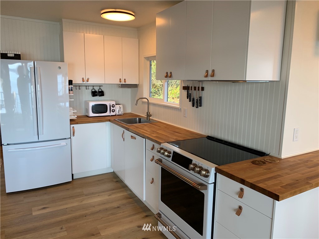 3491 Paradise Bay Road Port Ludlow, WA 98365 - Photo 7 of 40 Gallery Image 7