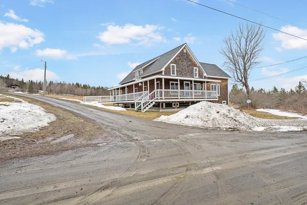 $375,000 | 3022 Canaan Hill Road, Canaan, VT 05903