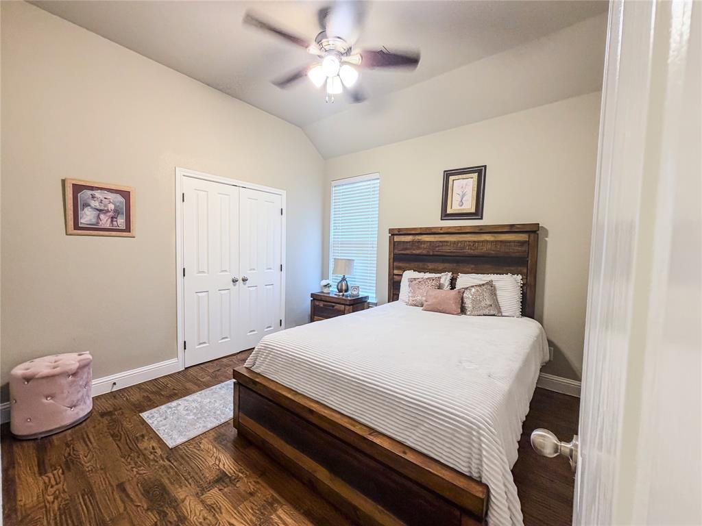 402 North Trinity Street Decatur, TX 76234 - Photo 10 of 13 Gallery Image 10