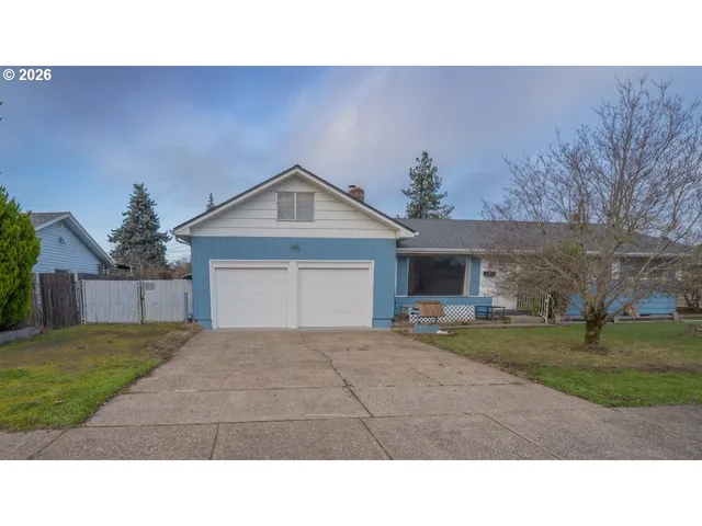 $385,000 | 212 Hayden Bridge Way, Springfield, OR 97477