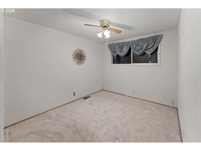 $385,000 | 212 Hayden Bridge Way, Springfield, OR 97477