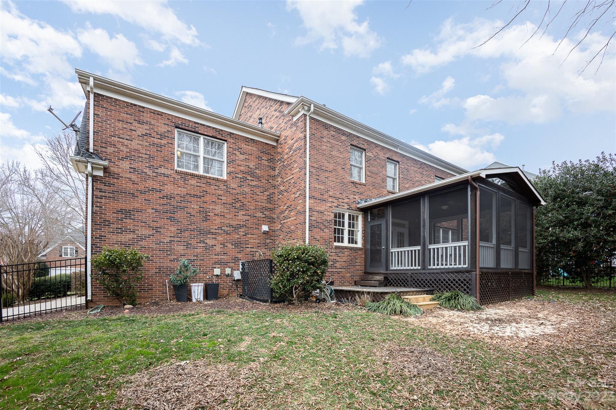 10111 Paradise Ridge Road Charlotte, NC 28277 - Photo 34 of 37 Gallery Image 34