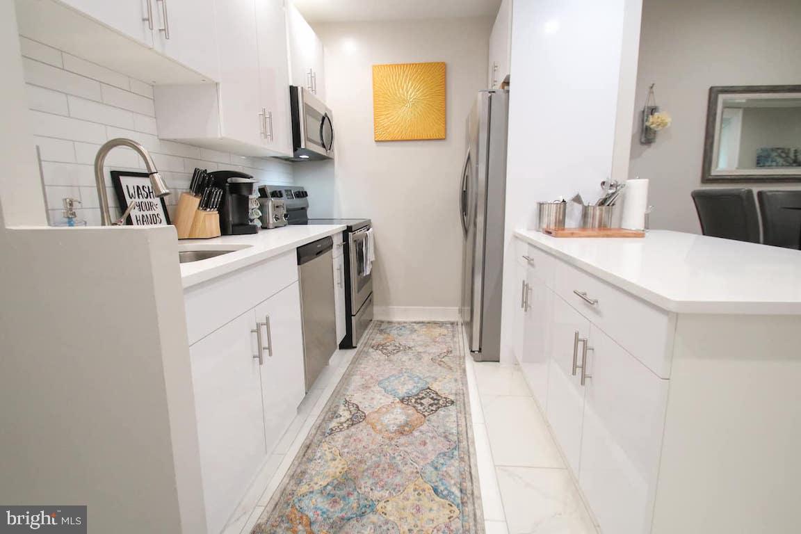 1512 Green Street, Unit 3 Philadelphia, PA 19130 - Photo 2 of 14