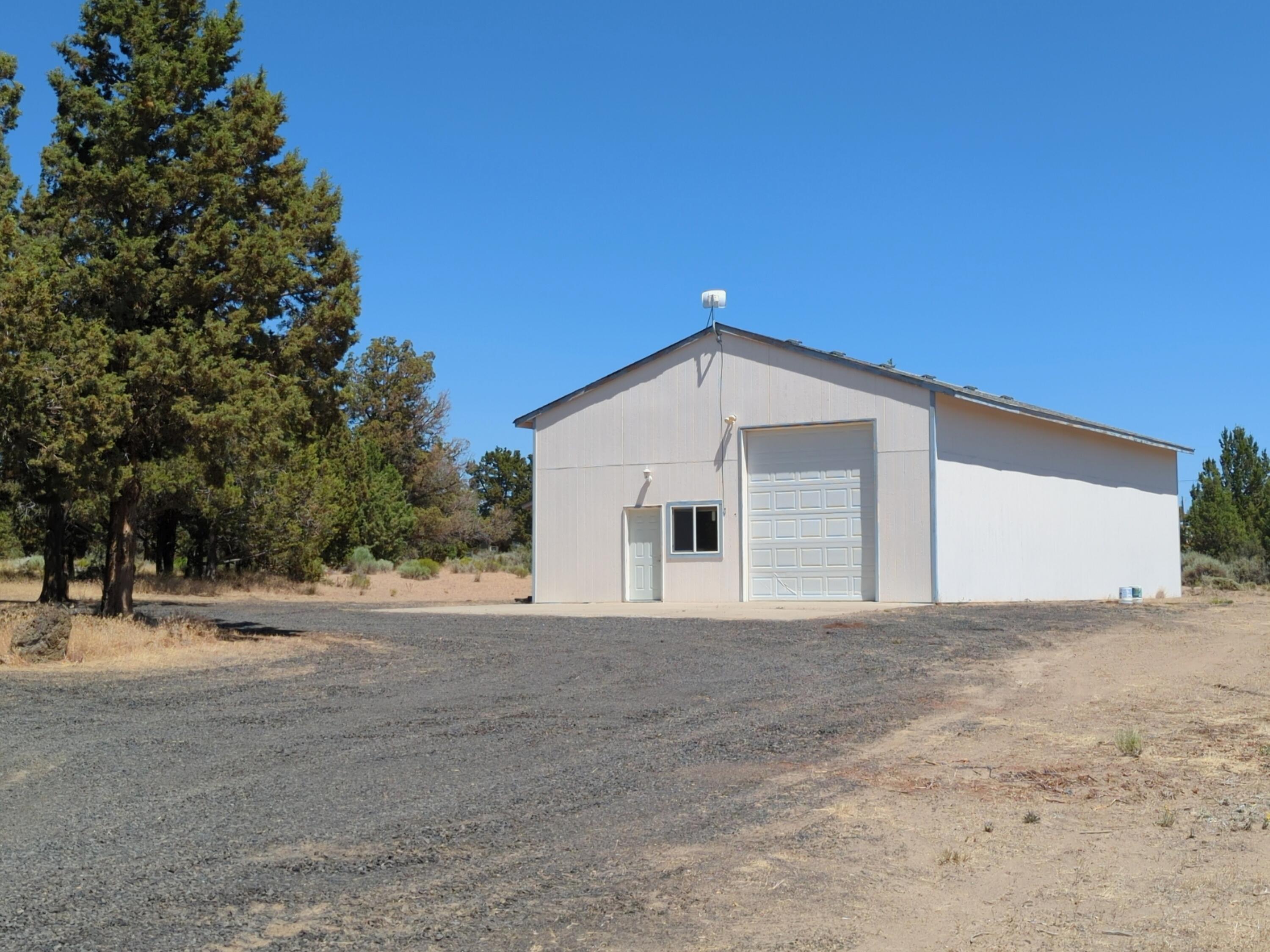 14794 Southeast Commanche Road Prineville, OR 97754 - Photo 8 of 10 7