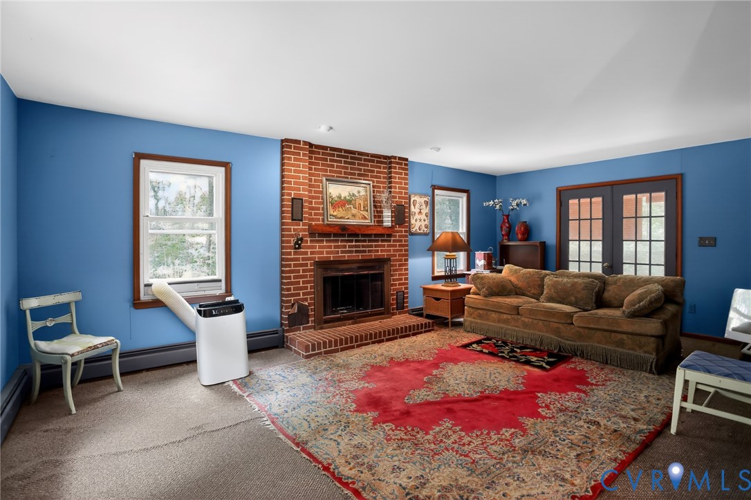 437 Wake Road Wake, VA 23176 - Photo 4 of 20