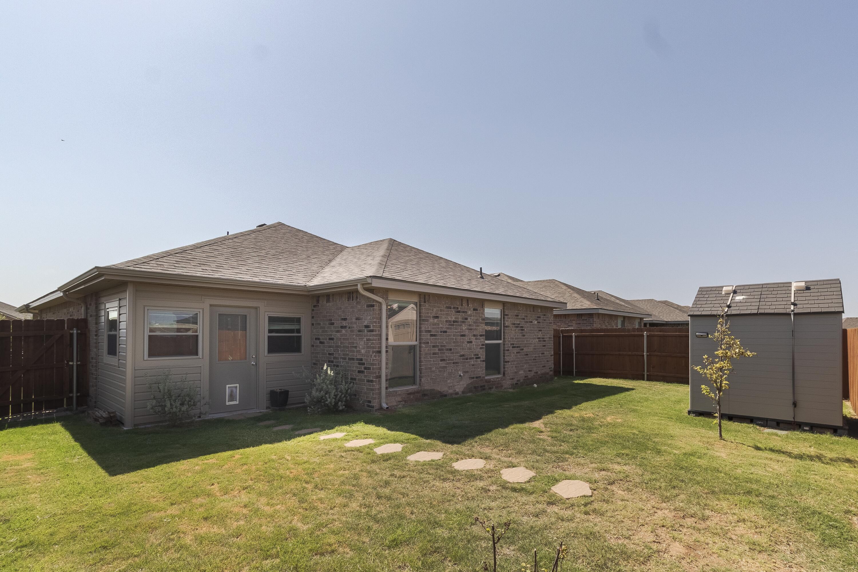 13308 Vernon Avenue Lubbock, TX 79423 - Photo 20 of 24 Backyard1