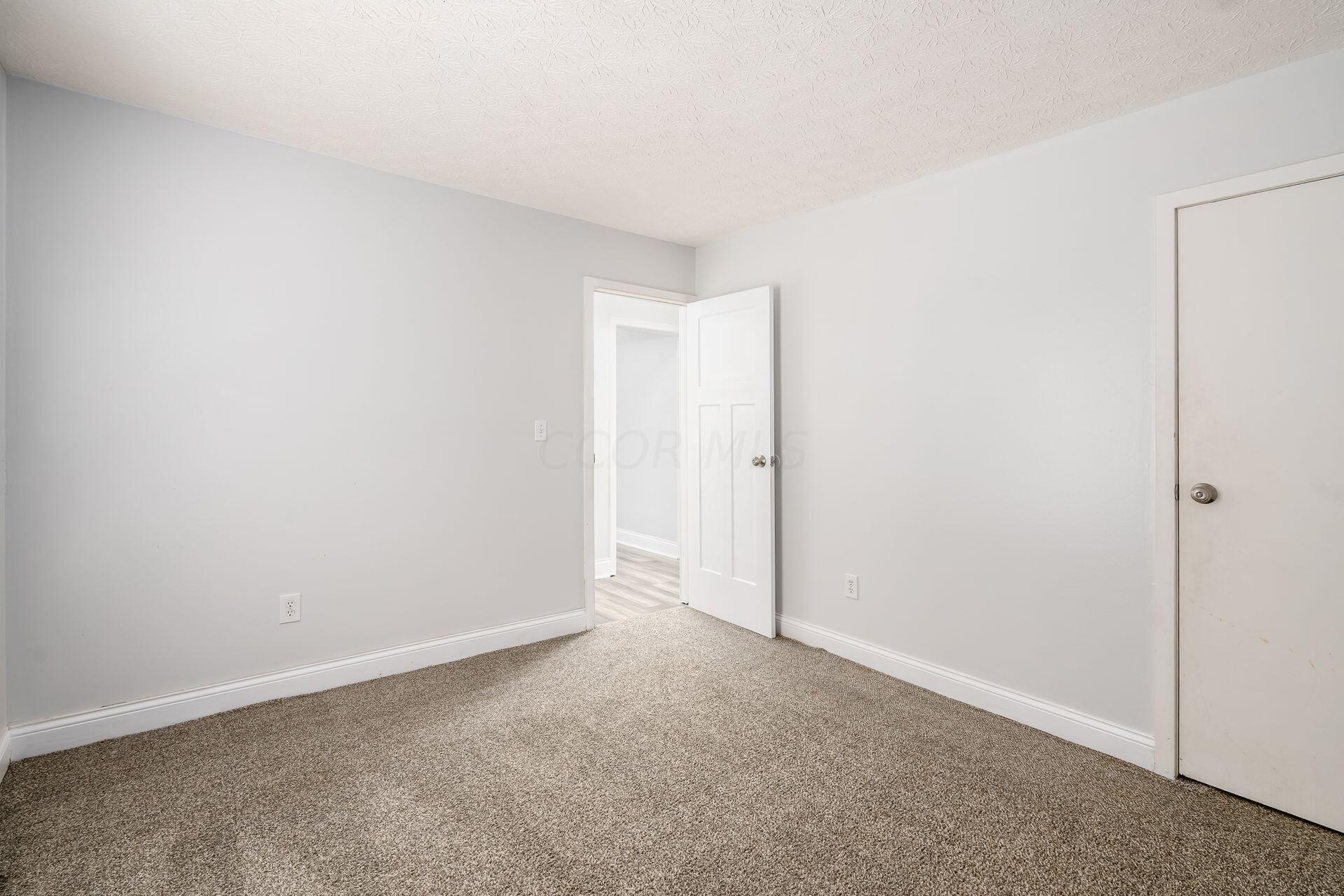 487 Old Coach Road, Unit D Westerville, OH 43081 - Photo 25 of 32 Bedroom #2