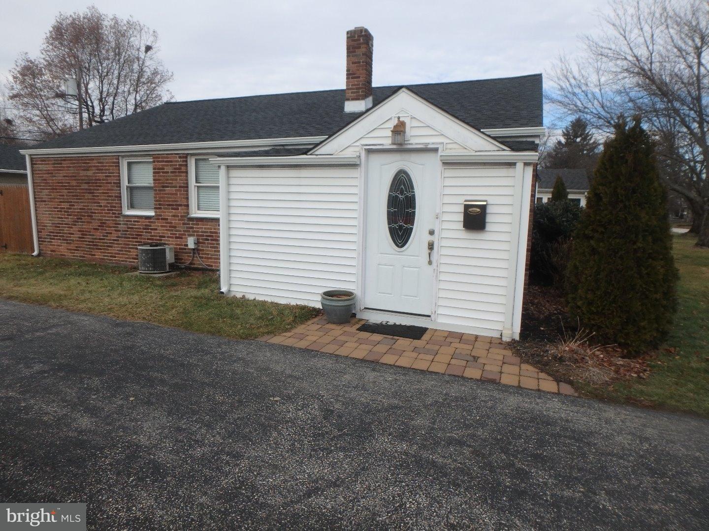 439 Powderhorn Road King of Prussia, PA 19406 - Photo 2 of 19 Exterior Side