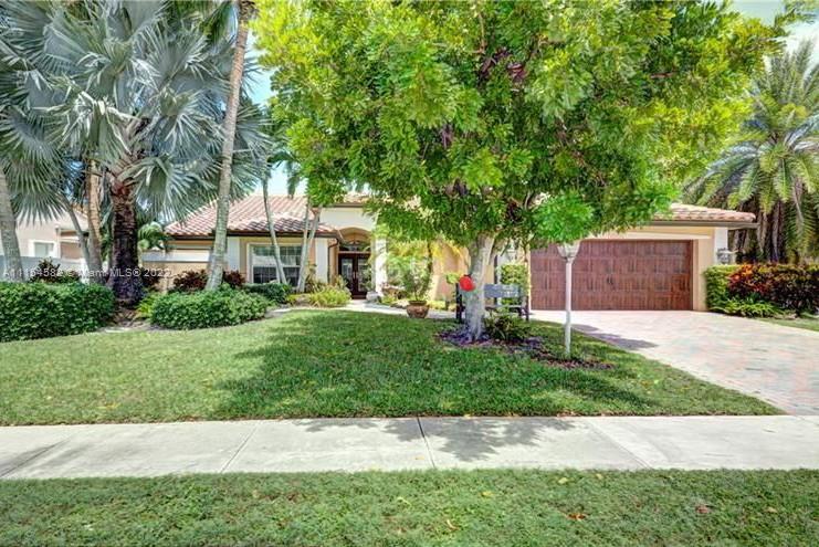 9564 Lake Serena Drive Boca Raton, FL 33496 - Photo 3 of 31