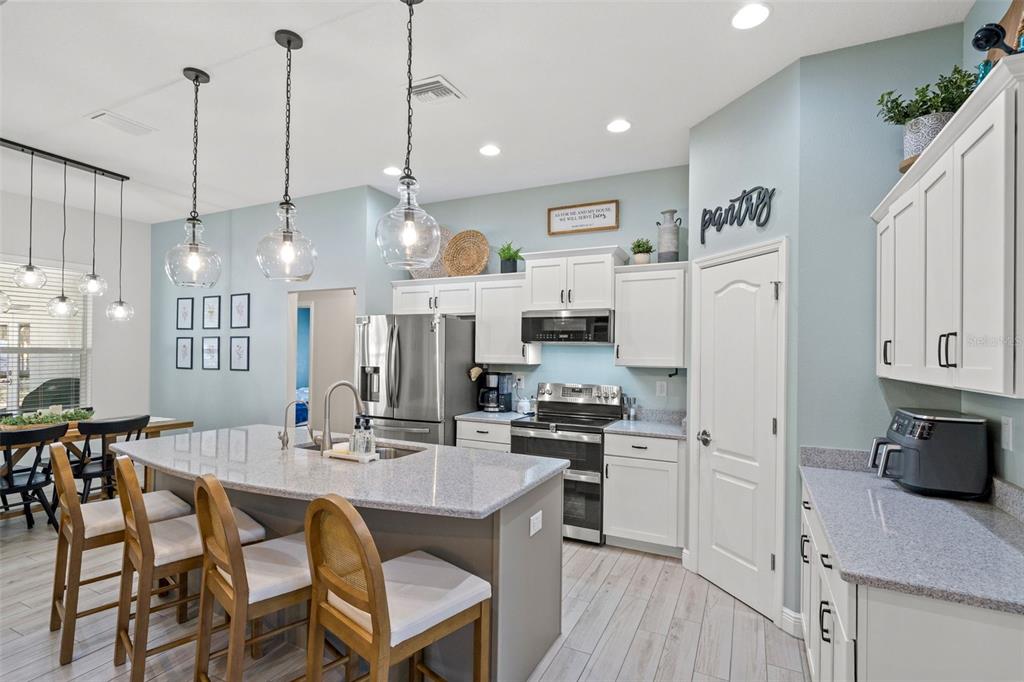 8392 Christopher Lane Weeki Wachee, FL 34613 - Photo 16 of 52