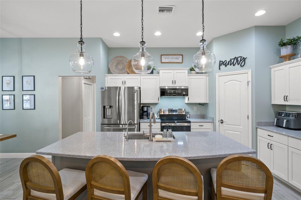 8392 Christopher Lane Weeki Wachee, FL 34613 - Photo 17 of 52