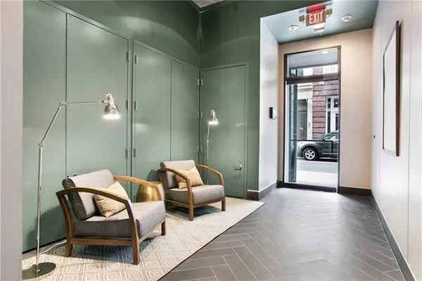 $2,123 | 221 Chartres Street, Unit 307, New Orleans, LA 70130