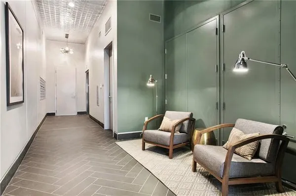 $2,123 | 221 Chartres Street, Unit 307, New Orleans, LA 70130
