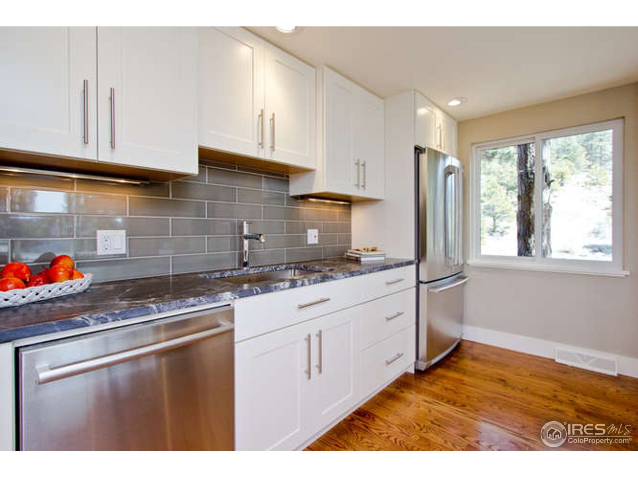 14 Model T Road Boulder, CO 80302 - Photo 23 of 25 Kitchen