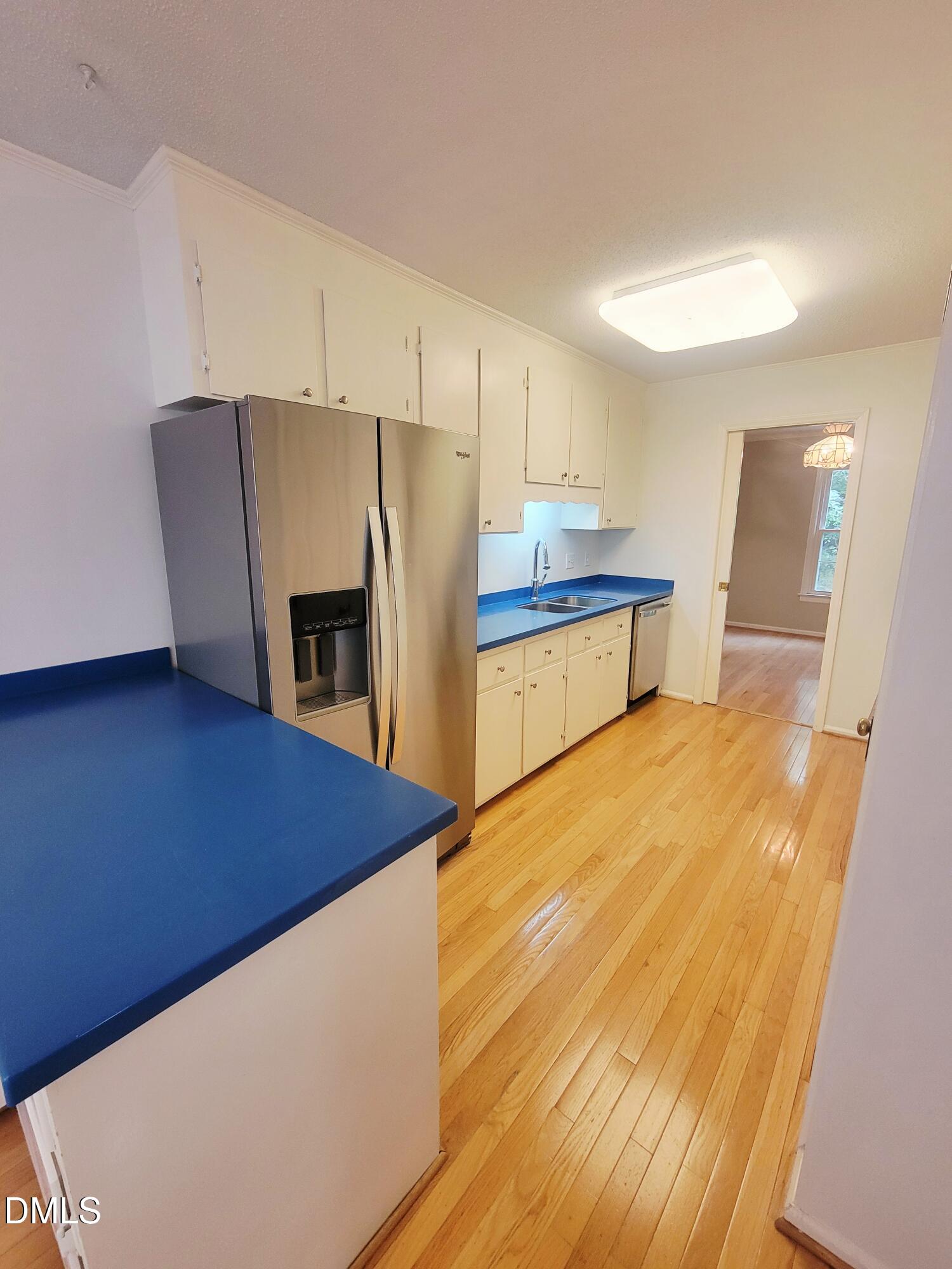 2856 Wycliff Road Raleigh, NC 27607 - Photo 6 of 65