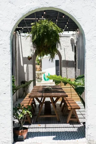 $17,000 | 717 Forest Hill Boulevard, West Palm Beach, FL 33405