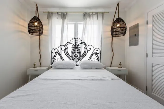 $17,000 | 717 Forest Hill Boulevard, West Palm Beach, FL 33405