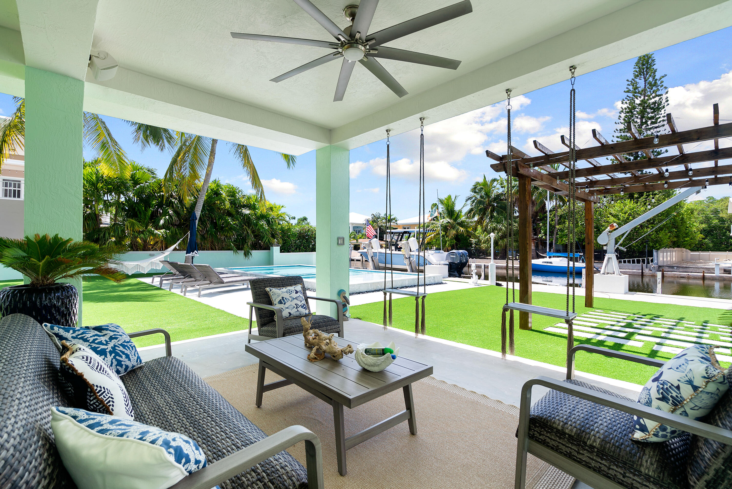 889 Ellen Drive Key Largo, FL 33037 - Photo 18 of 57 a living room with garden and furniture