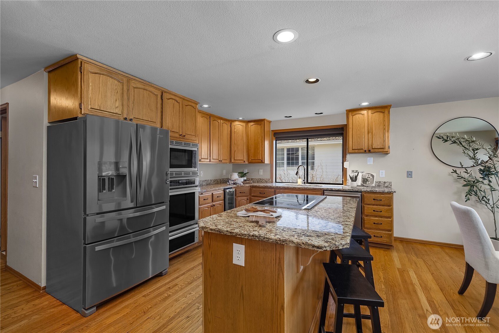 56 Chapman Loop Steilacoom, WA 98388 - Photo 8 of 40