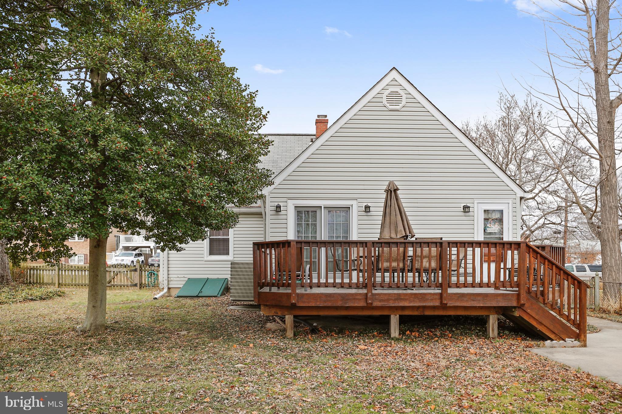 203 Dale Road Pasadena, MD 21122 - Photo 22 of 30 Large Deck