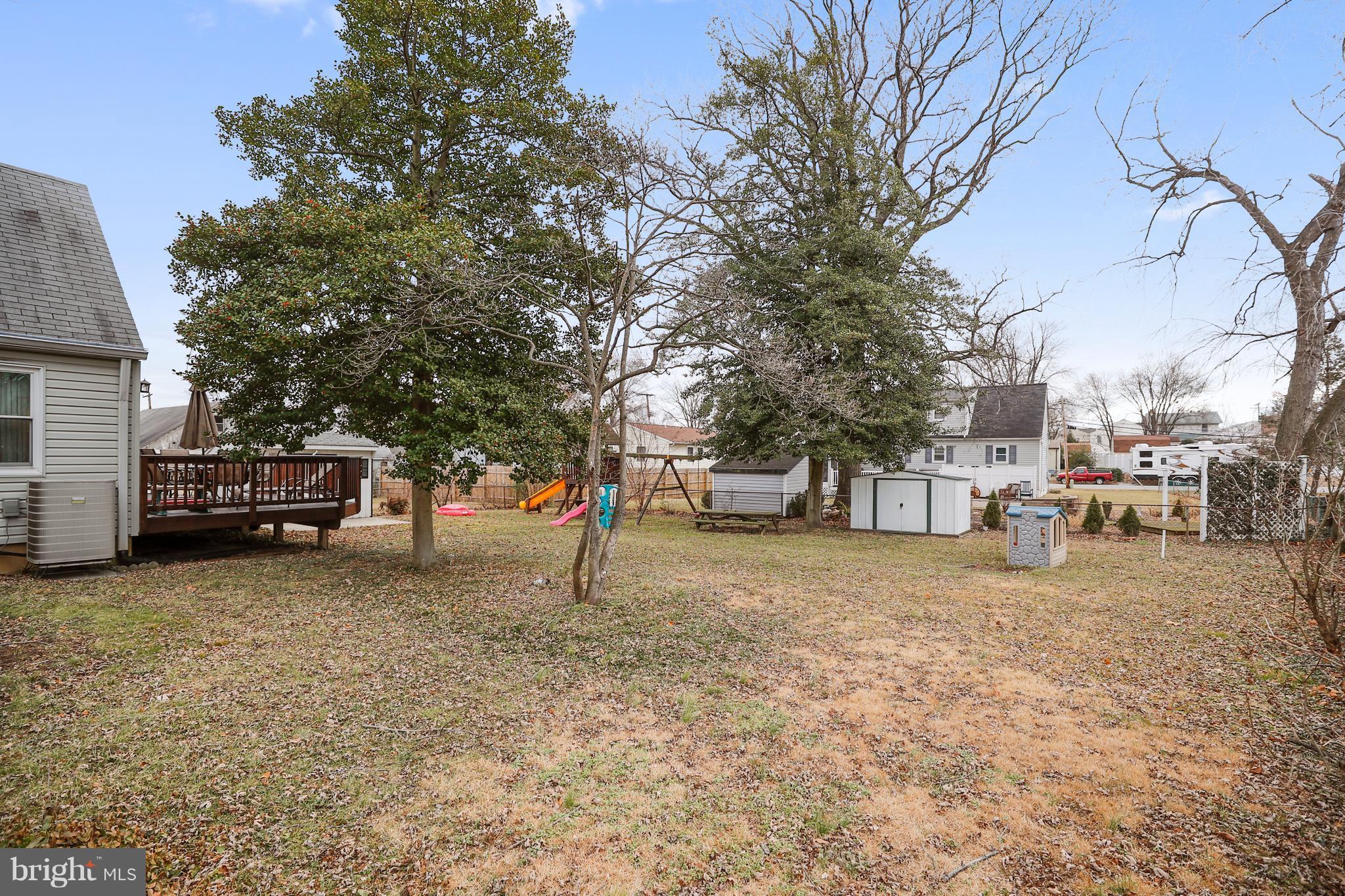 203 Dale Road Pasadena, MD 21122 - Photo 24 of 30 Side View of Backyard