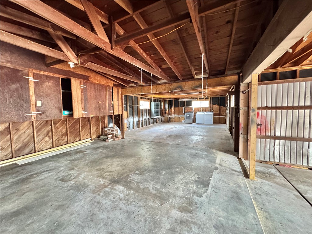 614 Dolphin Place Corpus Christi, TX 78411 - Photo 23 of 23 a view of an empty room