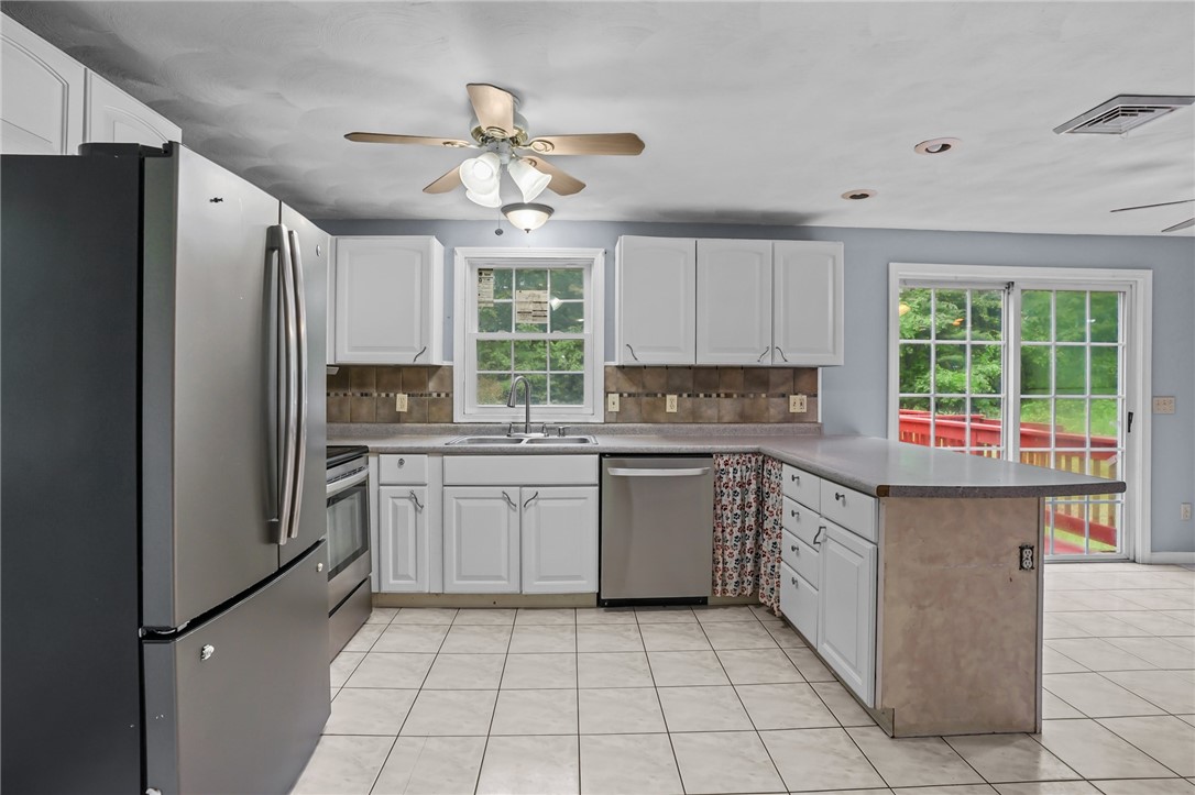 59 Arcadia Road Exeter, RI 02822 - Photo 15 of 29