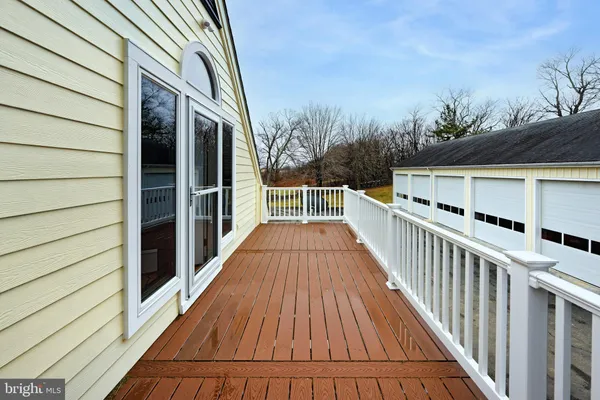 $2,300 | 2211-apt #2 2211-apt, Unit 2, Marshall, VA 20115