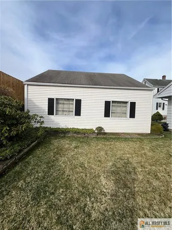 $3,000 | 102 Prentice Avenue, Unit A, South River, NJ 08882
