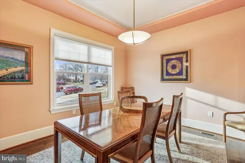 $1,250,000 | 11405 Lund Place, Kensington, MD 20895