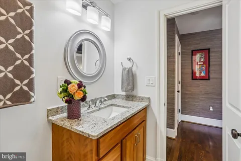 $1,250,000 | 11405 Lund Place, Kensington, MD 20895