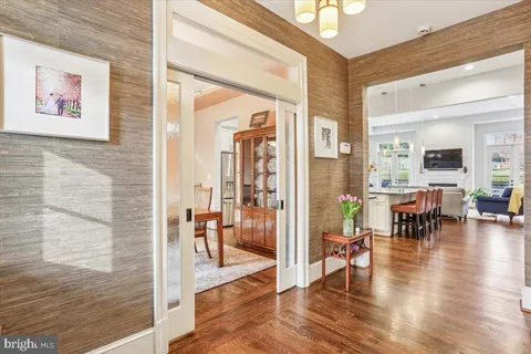 $1,250,000 | 11405 Lund Place, Kensington, MD 20895