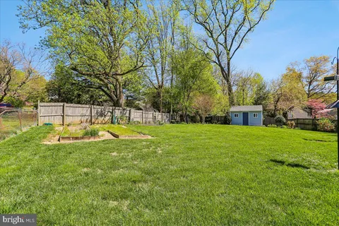 $1,250,000 | 11405 Lund Place, Kensington, MD 20895