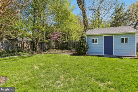 $1,250,000 | 11405 Lund Place, Kensington, MD 20895