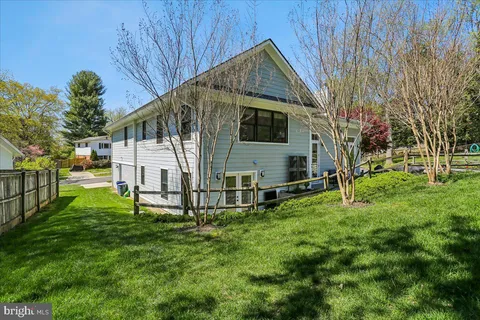 $1,250,000 | 11405 Lund Place, Kensington, MD 20895