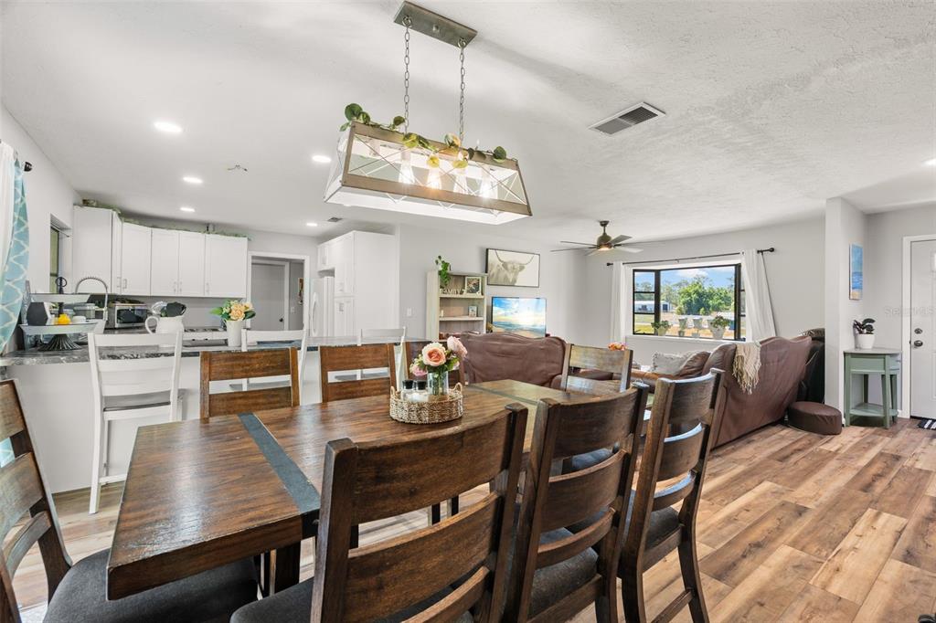 7605 Richardson Road Sarasota, FL 34240 - Photo 15 of 67