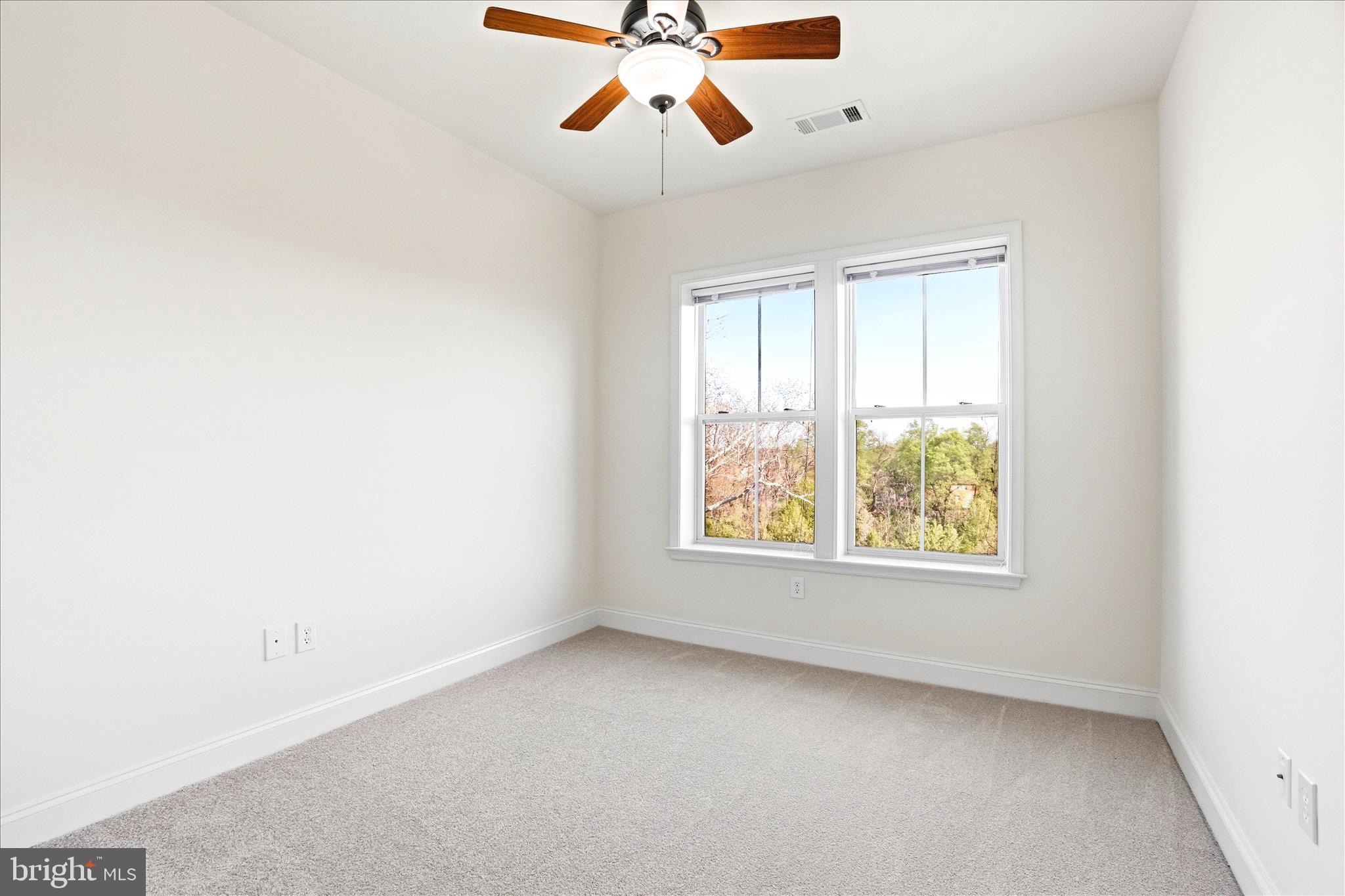 2250 Bear Den Road, Unit 410 Frederick, MD 21701 - Photo 19 of 40 Third bedroom