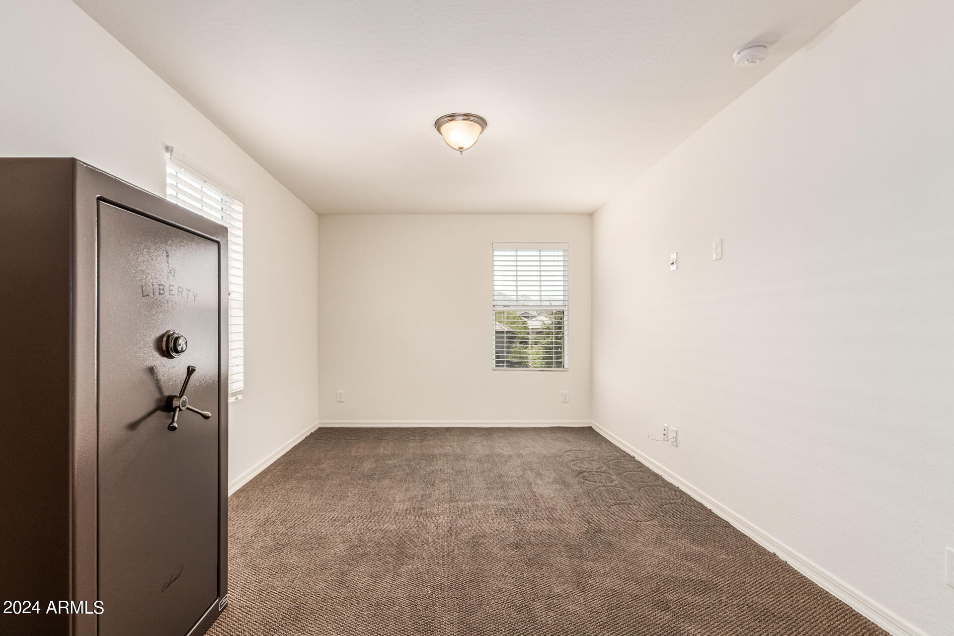 720 East Harwell Road Phoenix, AZ 85042 - Photo 23 of 36 30 - Harwell