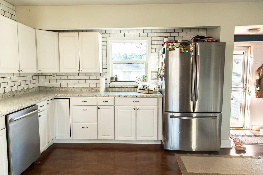 W8139 County Rd A Richmond, WI 53115 - Photo 6 of 46 Kitchen