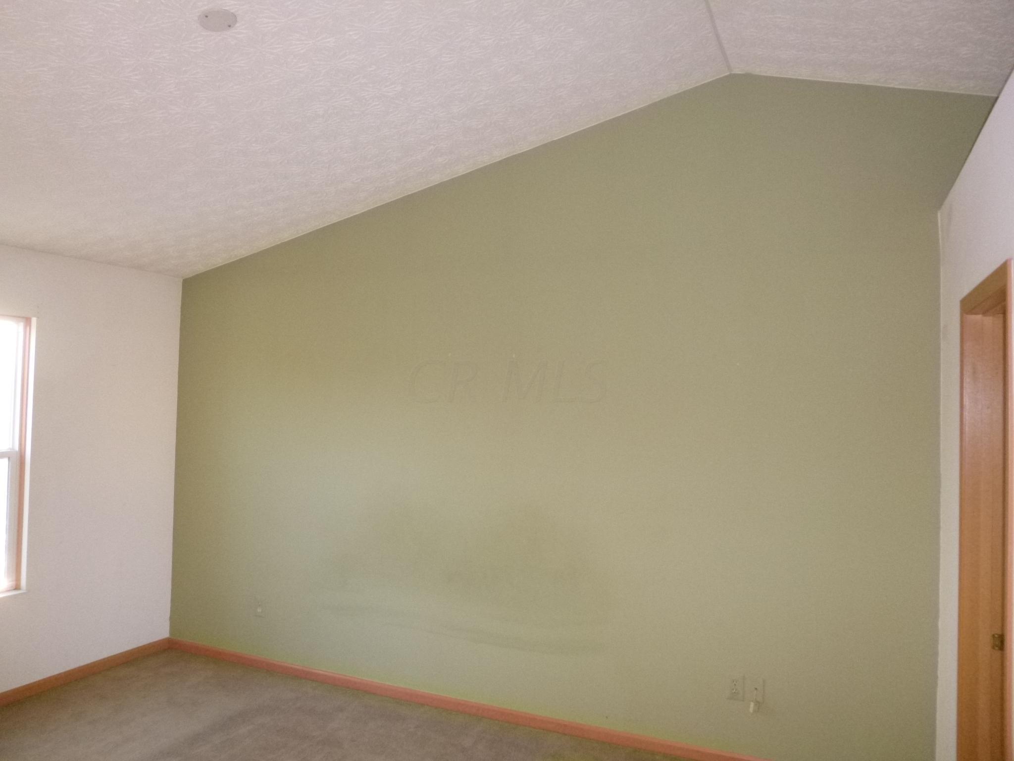 2136 Ripple Road Hilliard, OH 43026 - Photo 13 of 32 Gallery Image 13