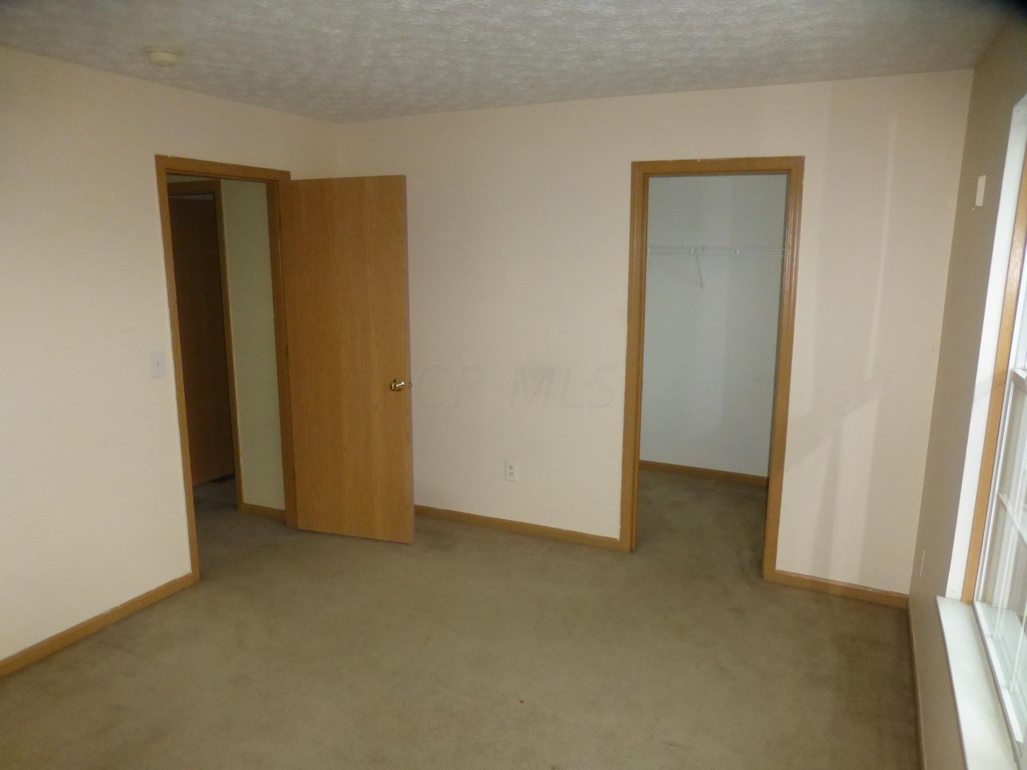 2136 Ripple Road Hilliard, OH 43026 - Photo 17 of 32 Gallery Image 17
