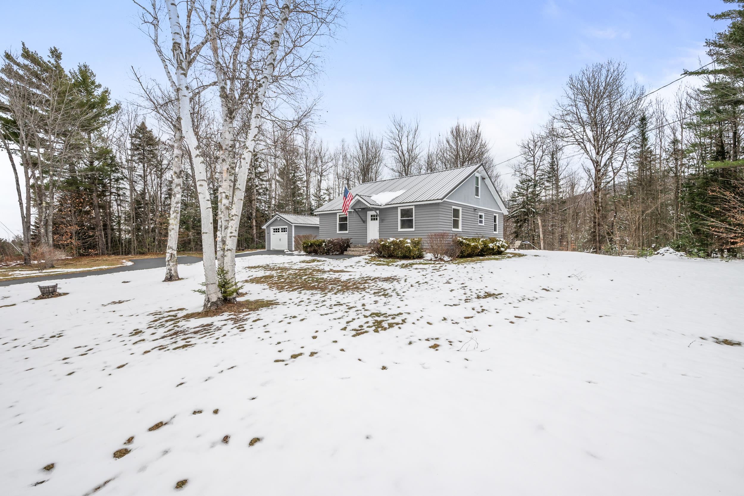 264 Parker Road Carroll, NH 03598 - Photo 3 of 42